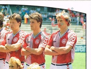 100 Team
2 – UEFA Euro West Germany 1988 Panini