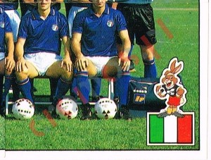 75 Team
4 – UEFA Euro West Germany 1988 Panini