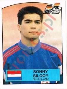 216 Sonny Silooy – UEFA Euro West Germany 1988 Panini