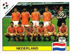 404 Team photo Nederland – FIFA World Cup Italia 1990 Panini