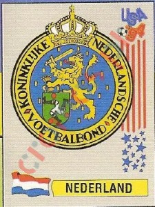 420 Emblem – FIFA World Cup USA 1994 Panini