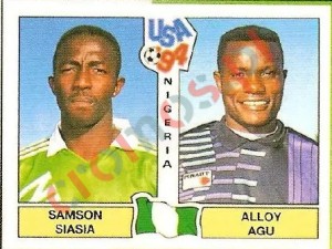 243 Samson Siasia / Alloy Agu – FIFA World Cup USA 1994 Panini