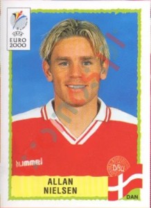 329 Allan Nielsen – UEFA Euro Belgium-Netherlands 2000 Panini