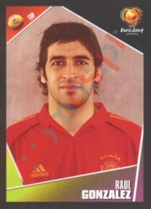 87 Raul Gonzalez – UEFA Euro Portugal 2004 Panini
