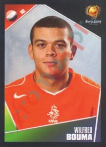 324 Wilfred Bouma – UEFA Euro Portugal 2004 Panini