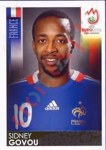 353 Sidney Govou – UEFA Euro Austria-Switzerland 2008 Panini