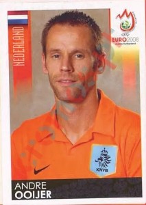 261 Andre Ooijer – UEFA Euro Austria-Switzerland 2008 Panini