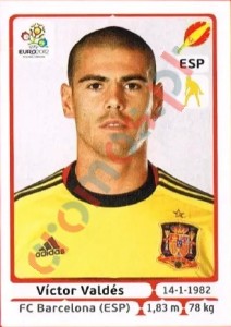 288 Víctor Valdés – UEFA Euro Poland-Ukraine 2012 Panini