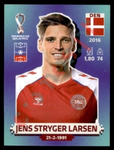 DEN8 Jens Stryger Larsen – FIFA World Cup Qatar 2022 Panini