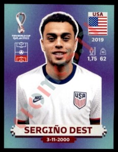 USA5 Sergiño Dest – FIFA World Cup Qatar 2022 Panini