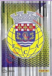 2 Emblema Arouca – Futebol 2025-2026 Panini