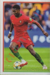 102 Rafael Leão – Fome de Vencer 2021 Panini