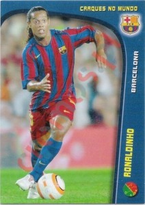 128 Ronaldinho – Mega Craques 2006 Panini