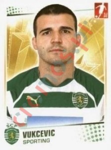 256 Simon Vukcevic – Futebol 2010-11 Panini