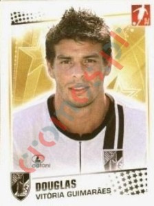 298 Douglas – Futebol 2010-11 Panini