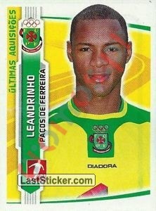 374 Leandrinho(Pacos de Ferreira) – Futebol 2009-2010 Panini