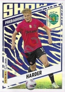 405 Conrad Harder (Sporting) – Futebol 2024-2025 Panini