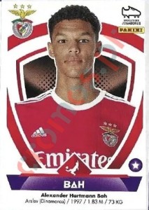 42 Alexander Bah – Futebol 2022-2023 Panini
