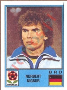 37 Norbert Nigbur – UEFA Euro Italy 1980 Panini