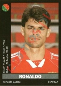 40 Ronaldo – Futebol 2000-2001 Panini