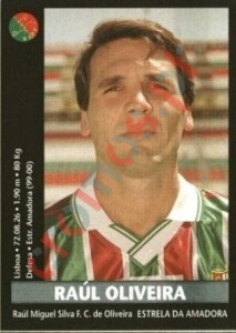 131 Raúl Oliveira – Futebol 2000-2001 Panini