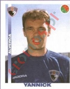 6 Yannick – Futebol 2001-2002 Panini