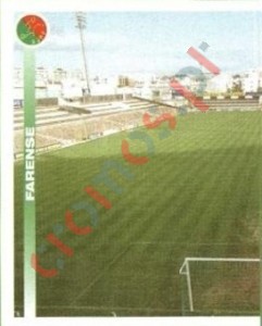 117 Estádio (1/2) – Futebol 2001-2002 Panini