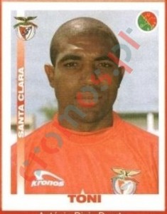 319 Toni – Futebol 2001-2002 Panini